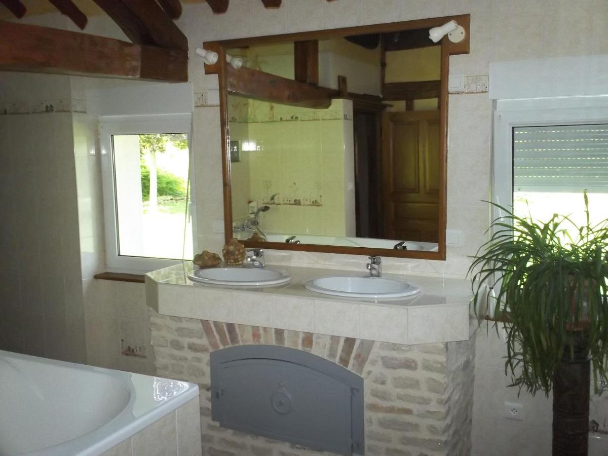 Chambre D'Hotes Des P'Tits Bonheurs Dosches 외부 사진